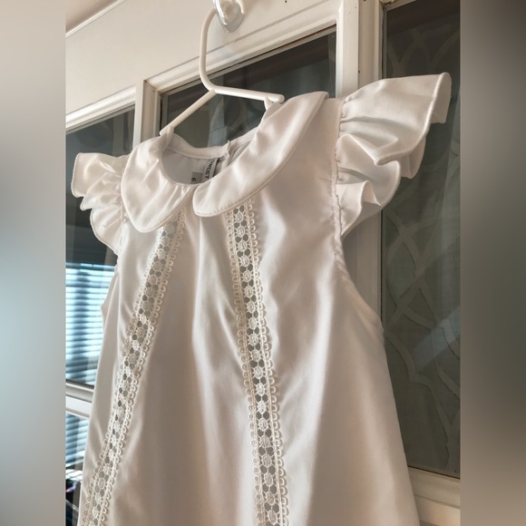 Sweet Dreams size 6 dress white with peter pan collar and eyelet details. - Picture 7 of 8